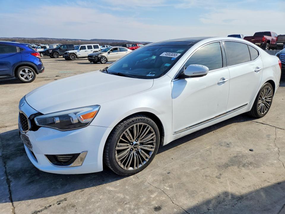 2014 KIA Cadenza Limited