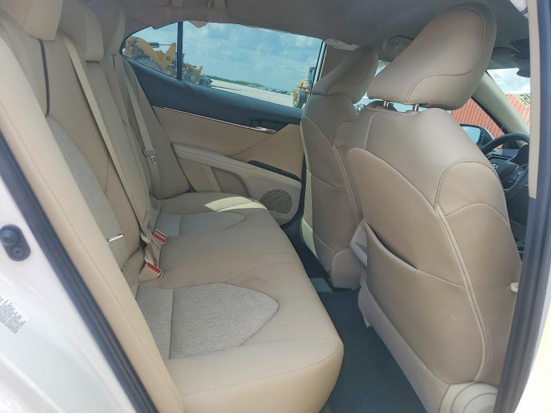 2019 Toyota Camry le