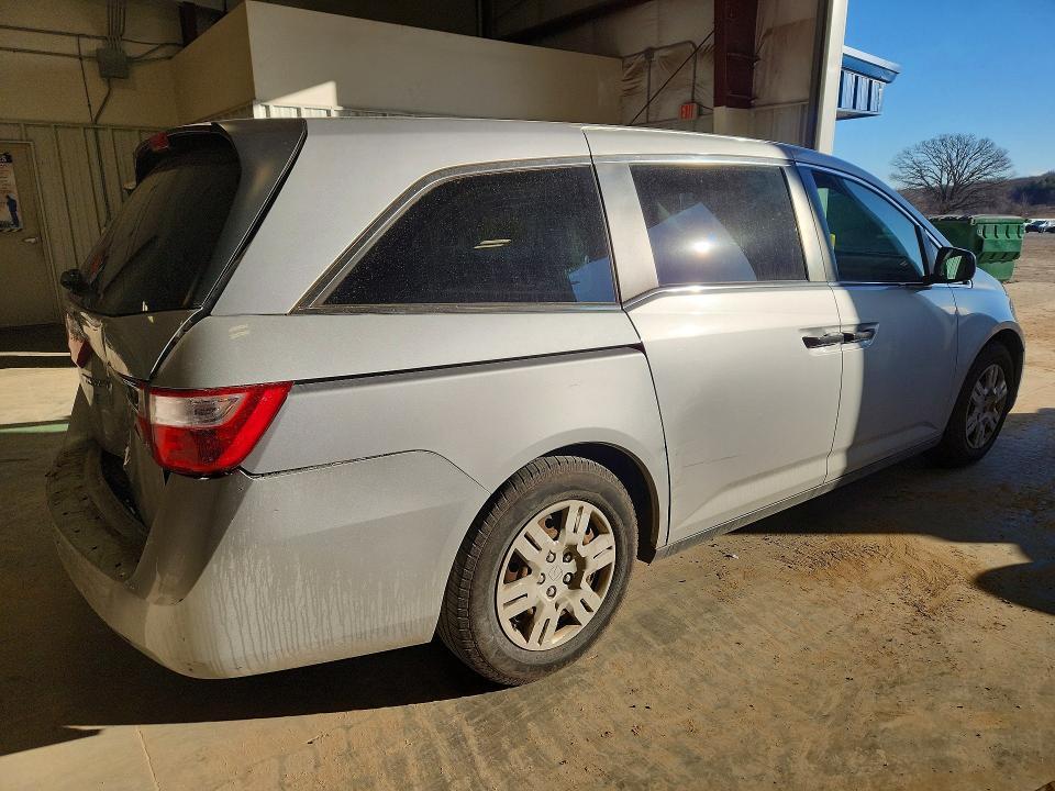 2013 Honda Odyssey lx