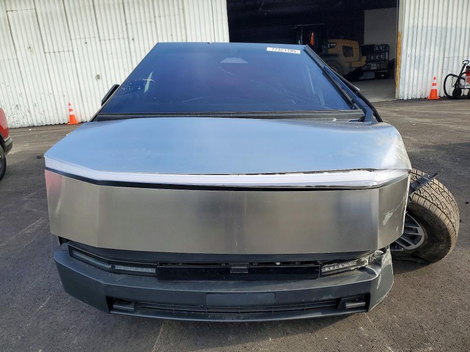 2024 Tesla Cybertruck
