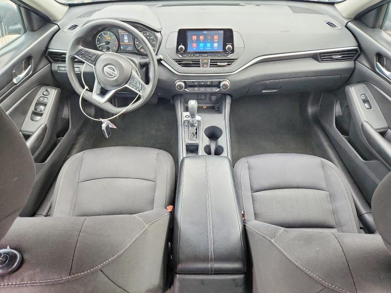 2022 Nissan Altima s