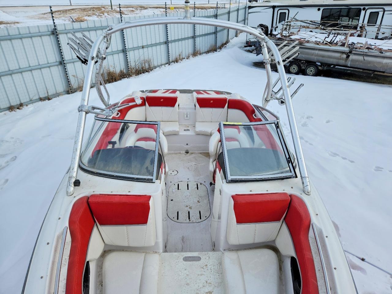 2012 Four Winds Boat-Boat