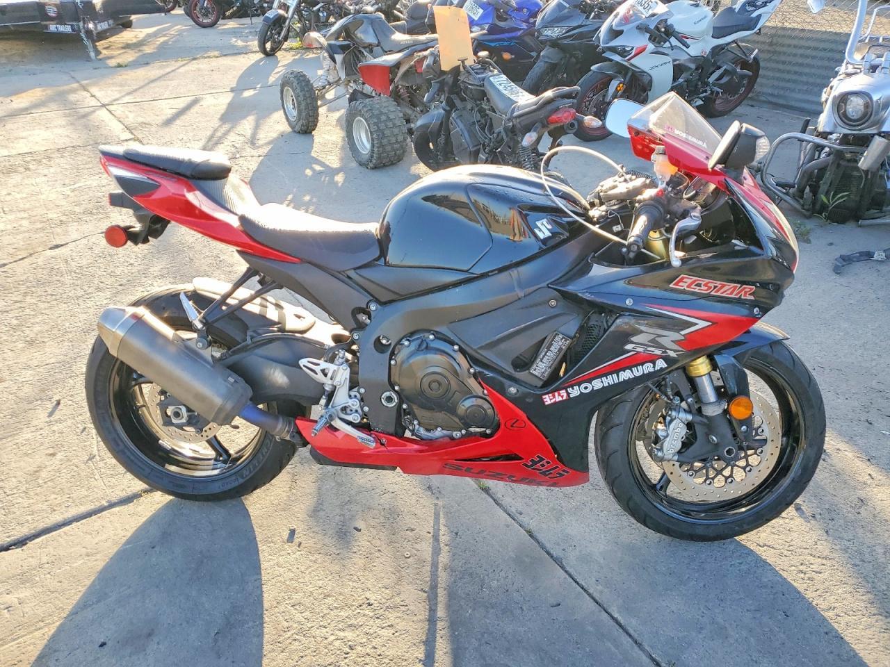 2014 Suzuki GSX-R750