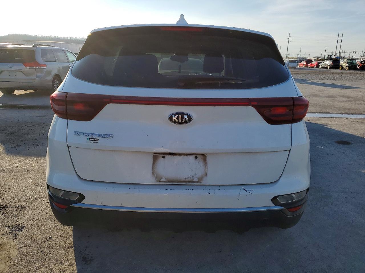 2021 KIA Sportage lx