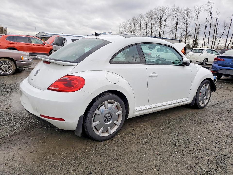 2016 Volkswagen Beetle se