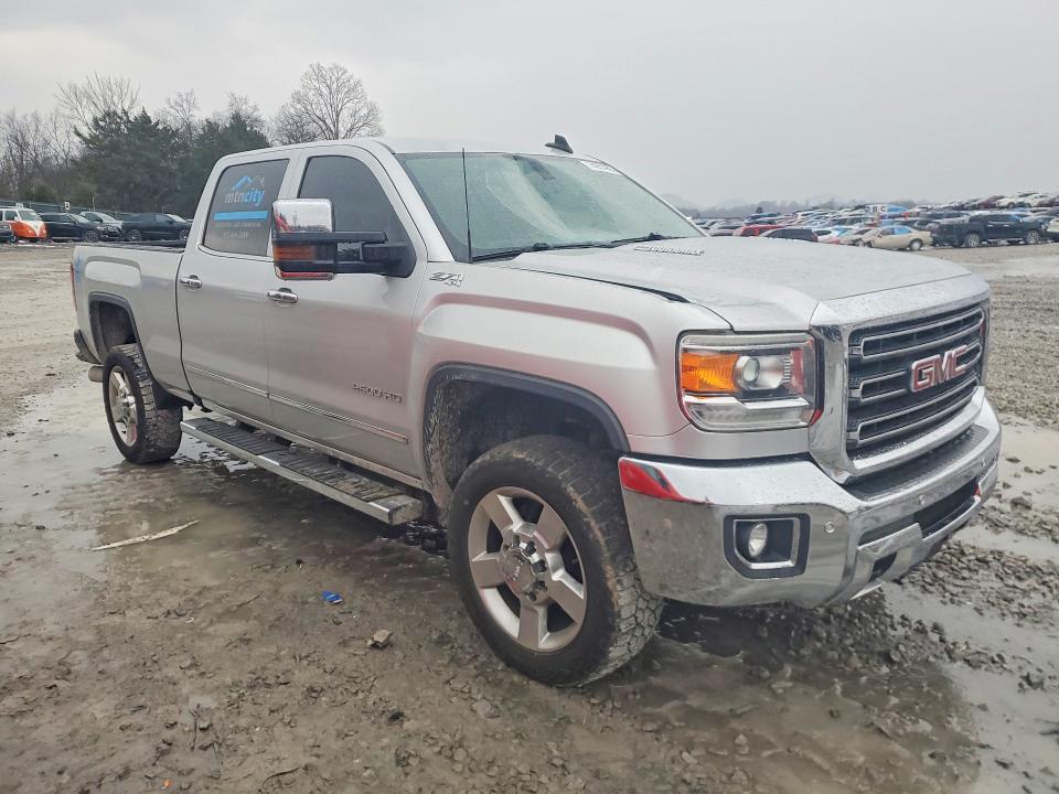 2016 GMC Sierra K2500 slt