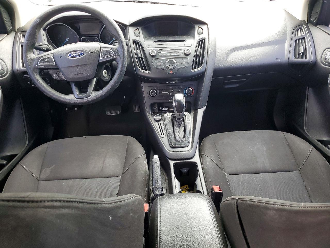 2015 Ford Focus se
