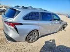 2021 Toyota Sienna xse