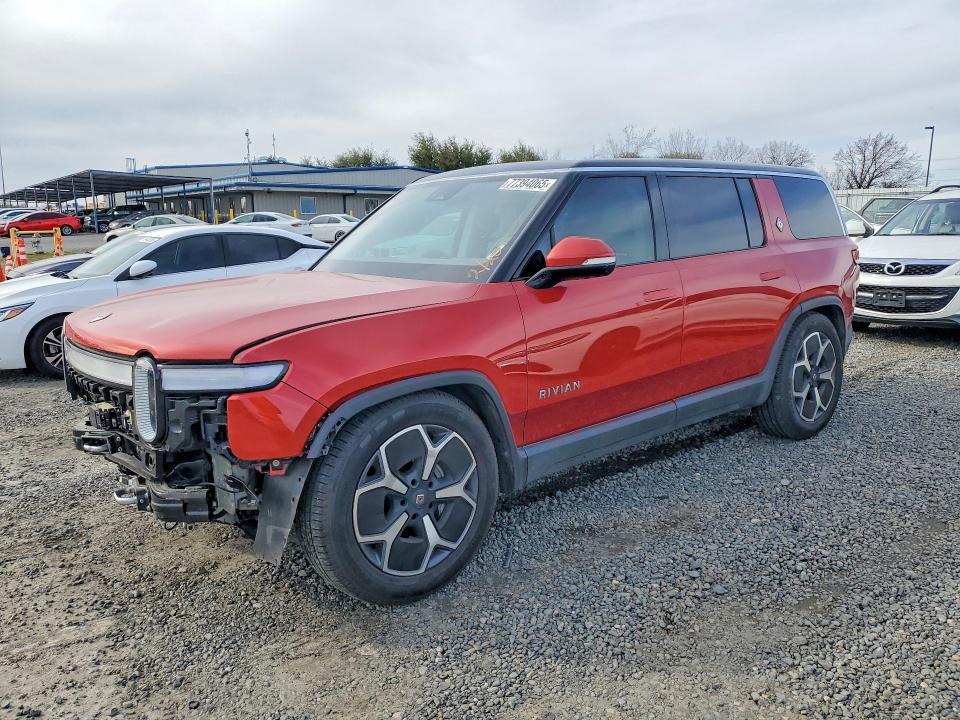 2024 Rivian R1S Adventure
