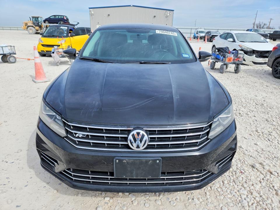 2016 Volkswagen Passat s