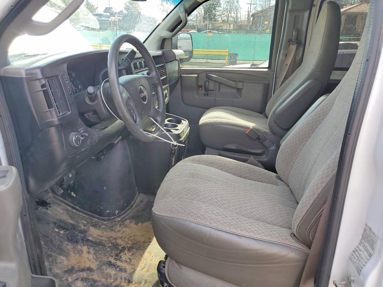 2017 GMC Savana G2500