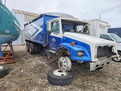 2000 Freightliner FL80 en venta en Franklin, WI