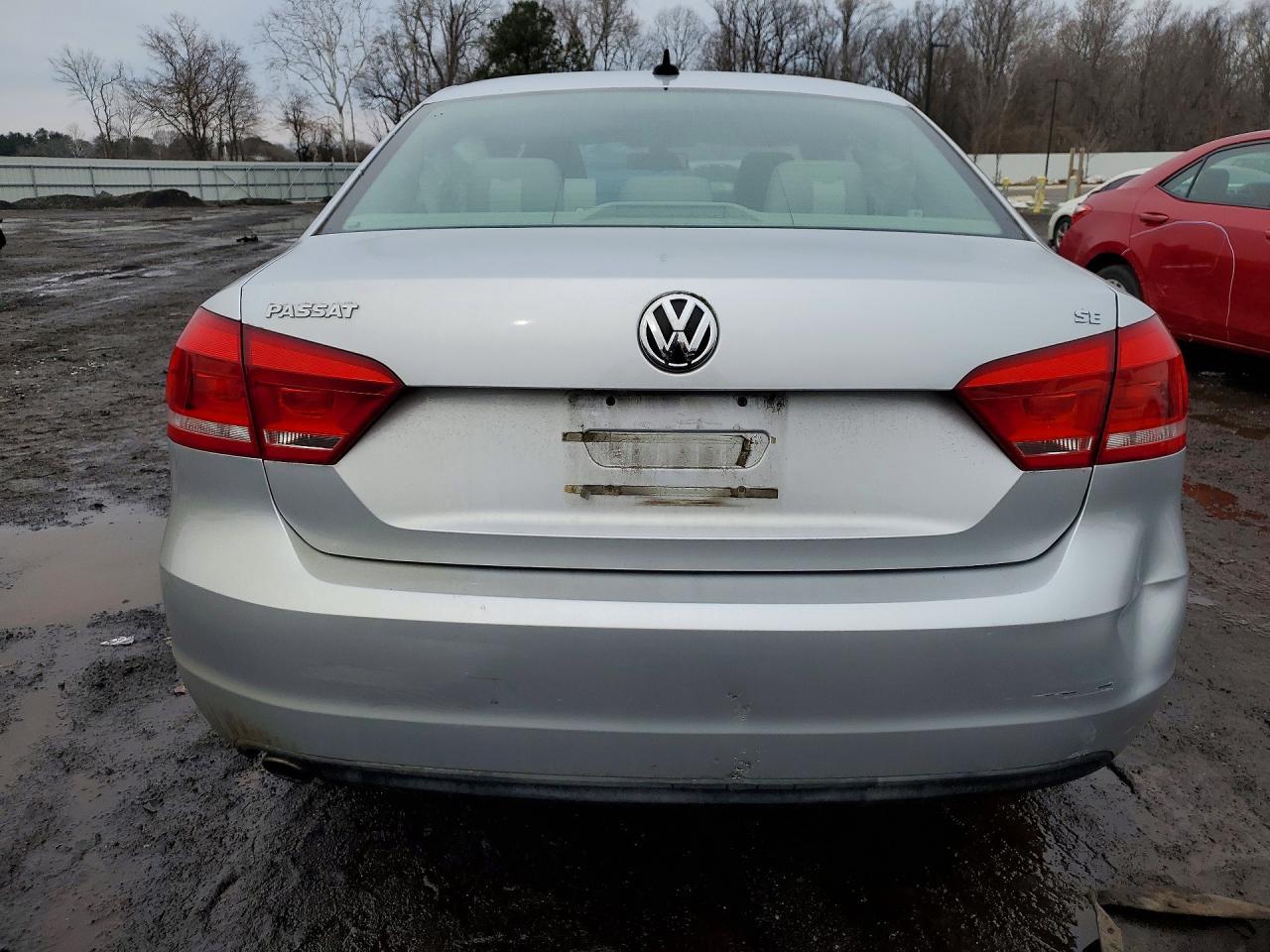 2013 Volkswagen Passat se