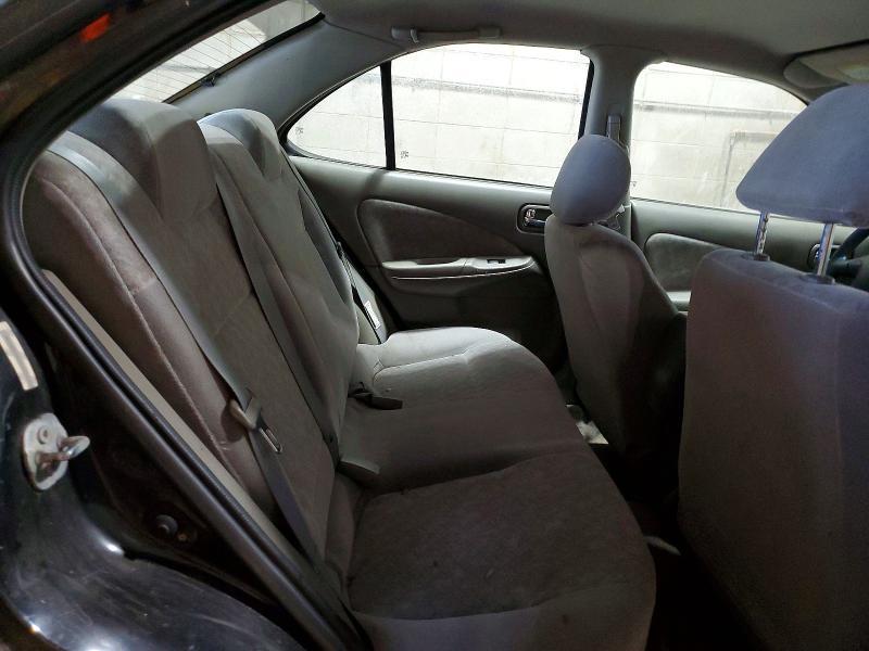 2002 Nissan Sentra xe