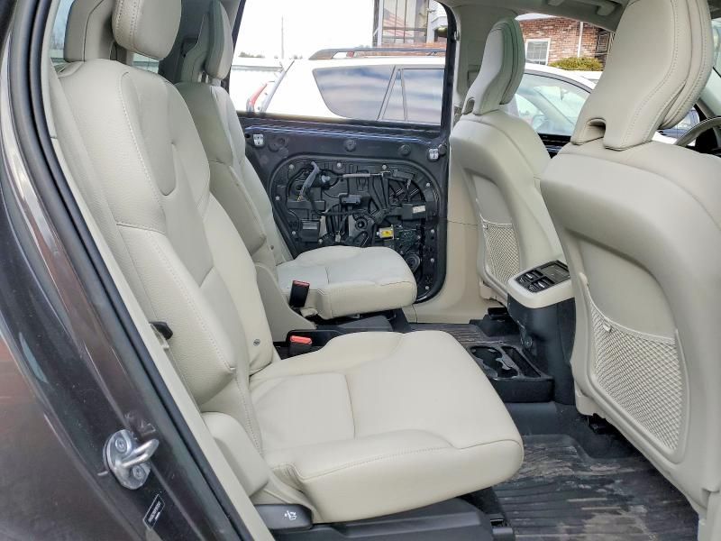 2023 Volvo Xc90 Plus