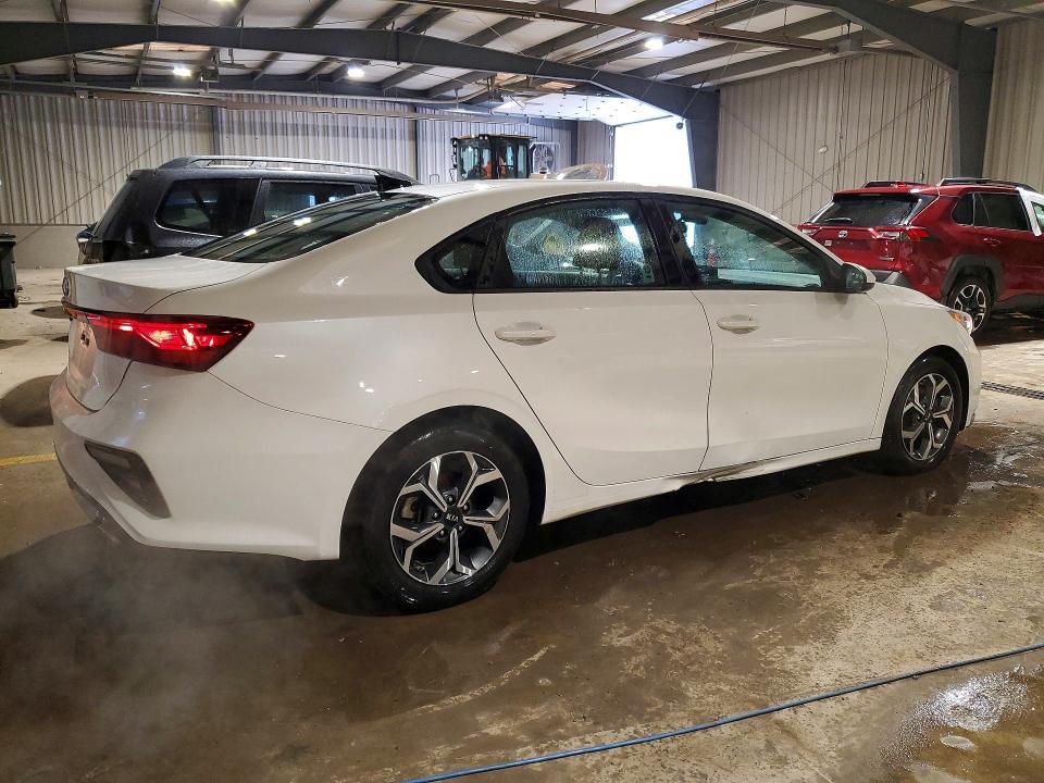 2021 KIA Forte fe