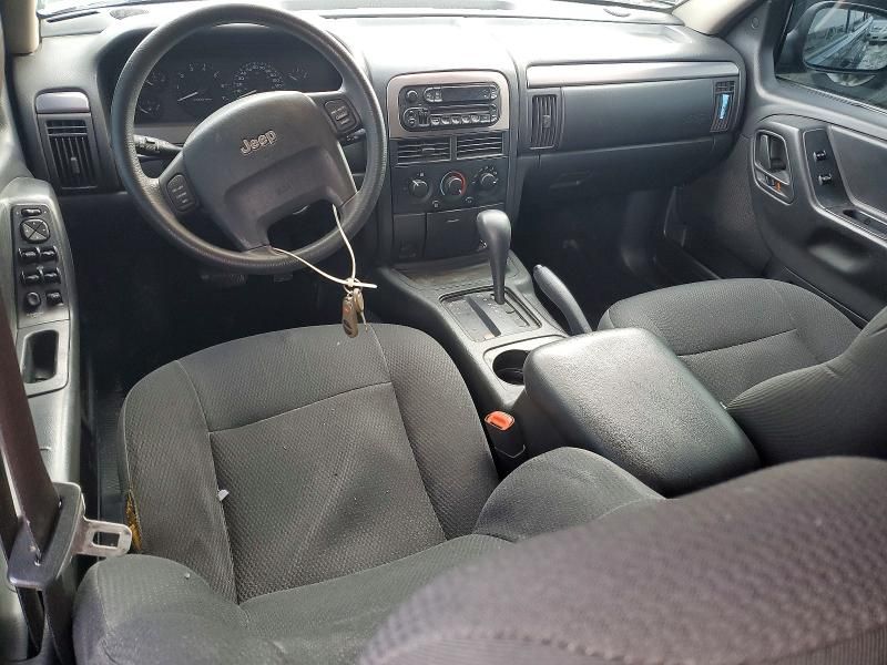 2002 Jeep Grand Cherokee Laredo