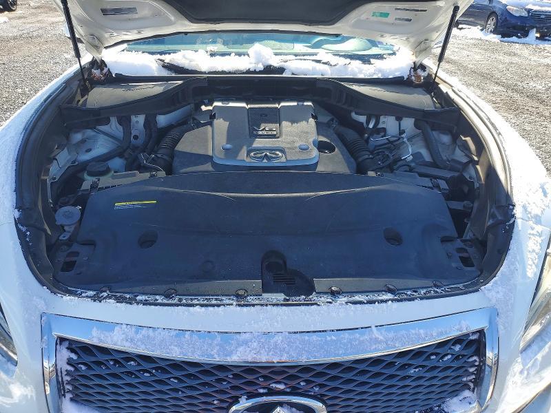 2015 Infiniti Q70 3.7
