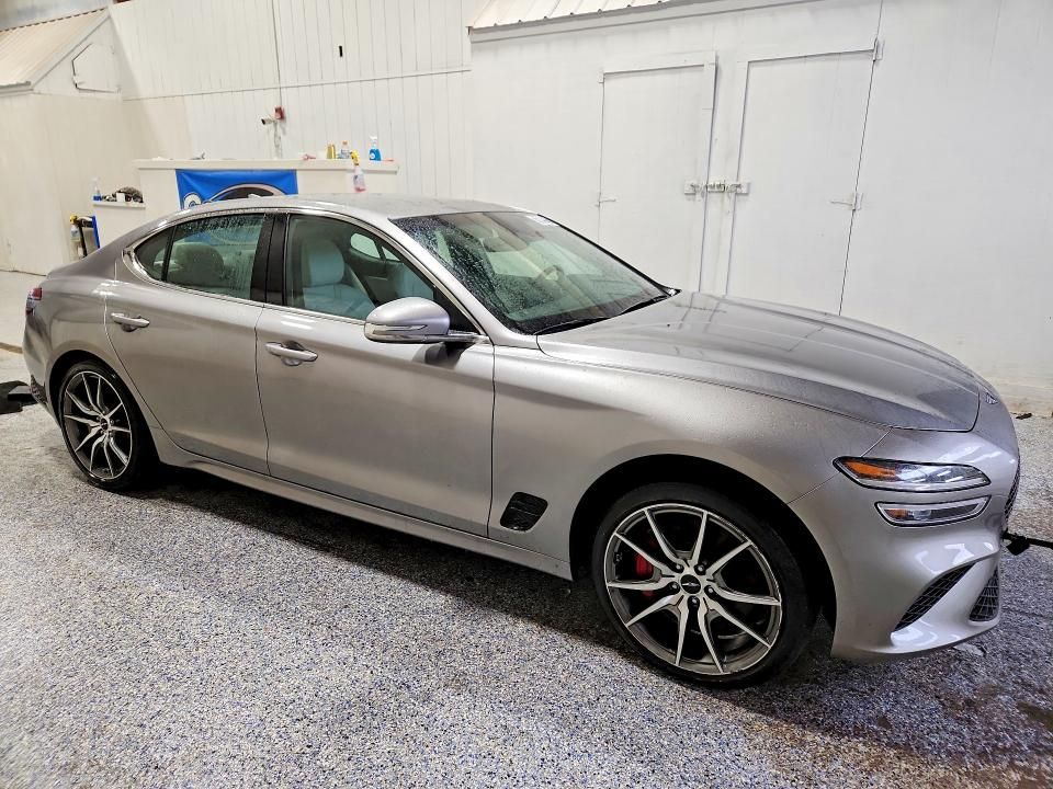 2025 Genesis G70 Base