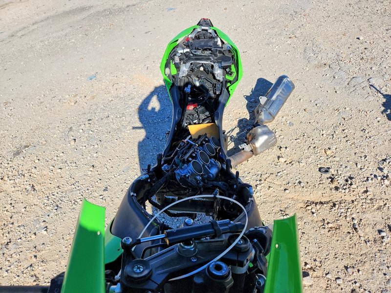 2024 Kawasaki ZX1002 T