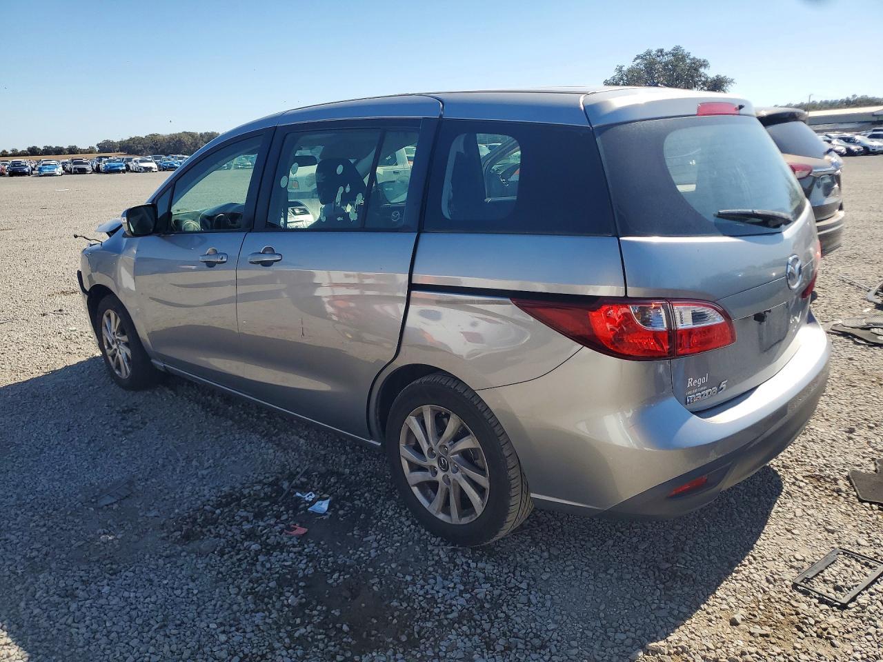 2015 Mazda 5 Sport