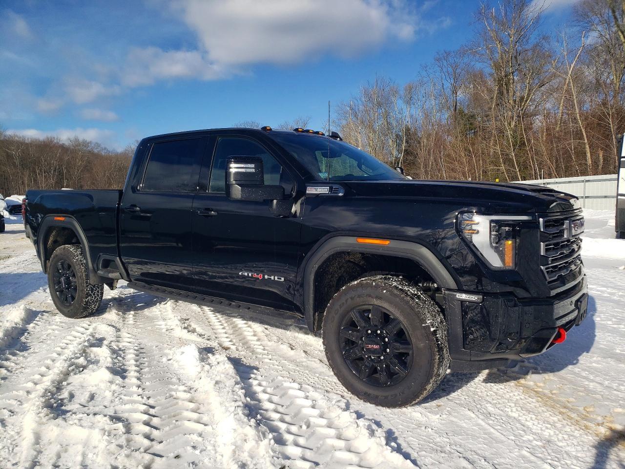 2026 GMC Sierra K2500 AT4