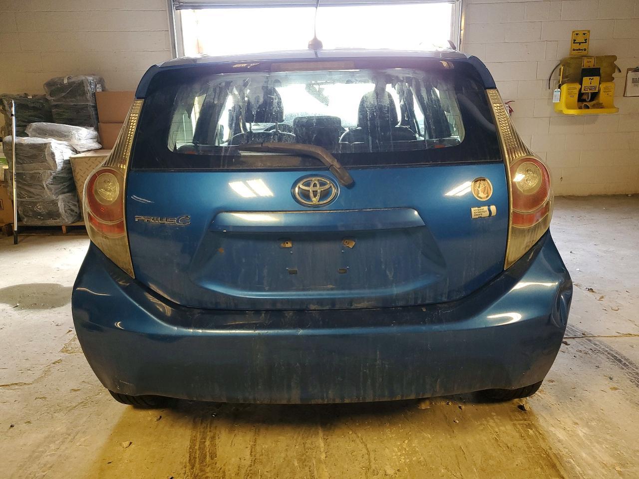 2013 Toyota Prius c