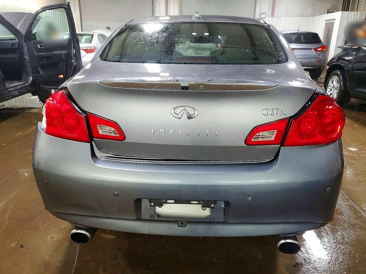 2013 Infiniti G37