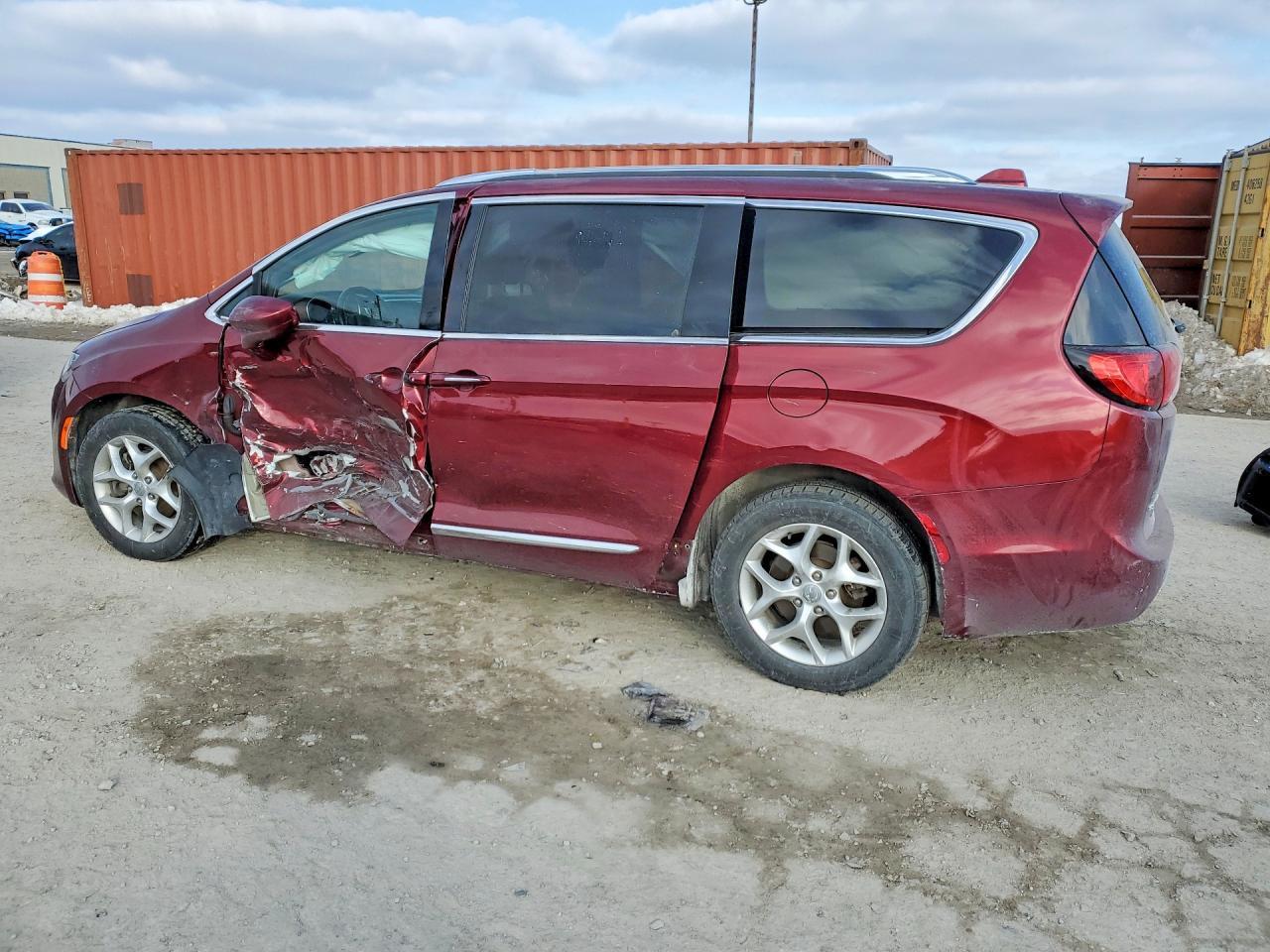 2020 Chrysler Pacifica Touring l