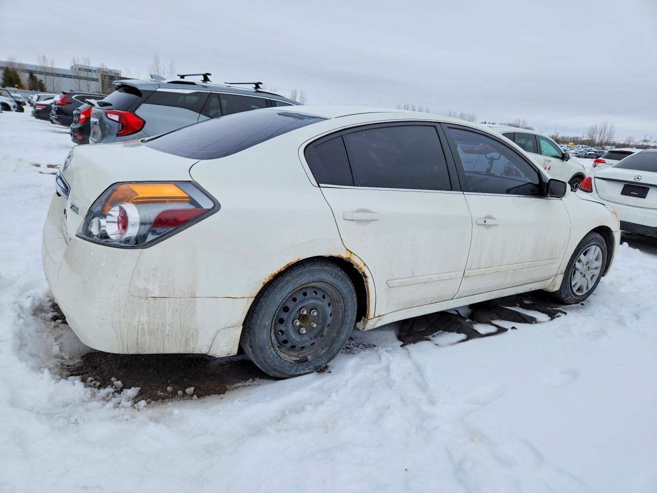 2012 Nissan Altima Base