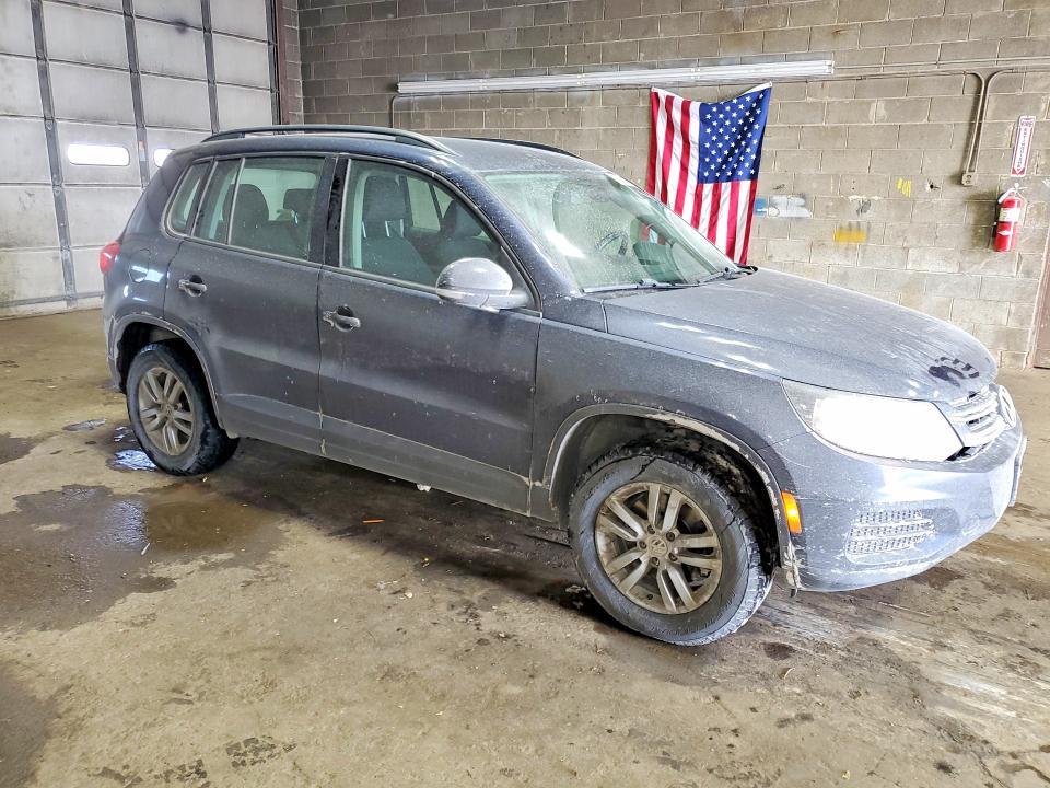 2015 Volkswagen Tiguan s