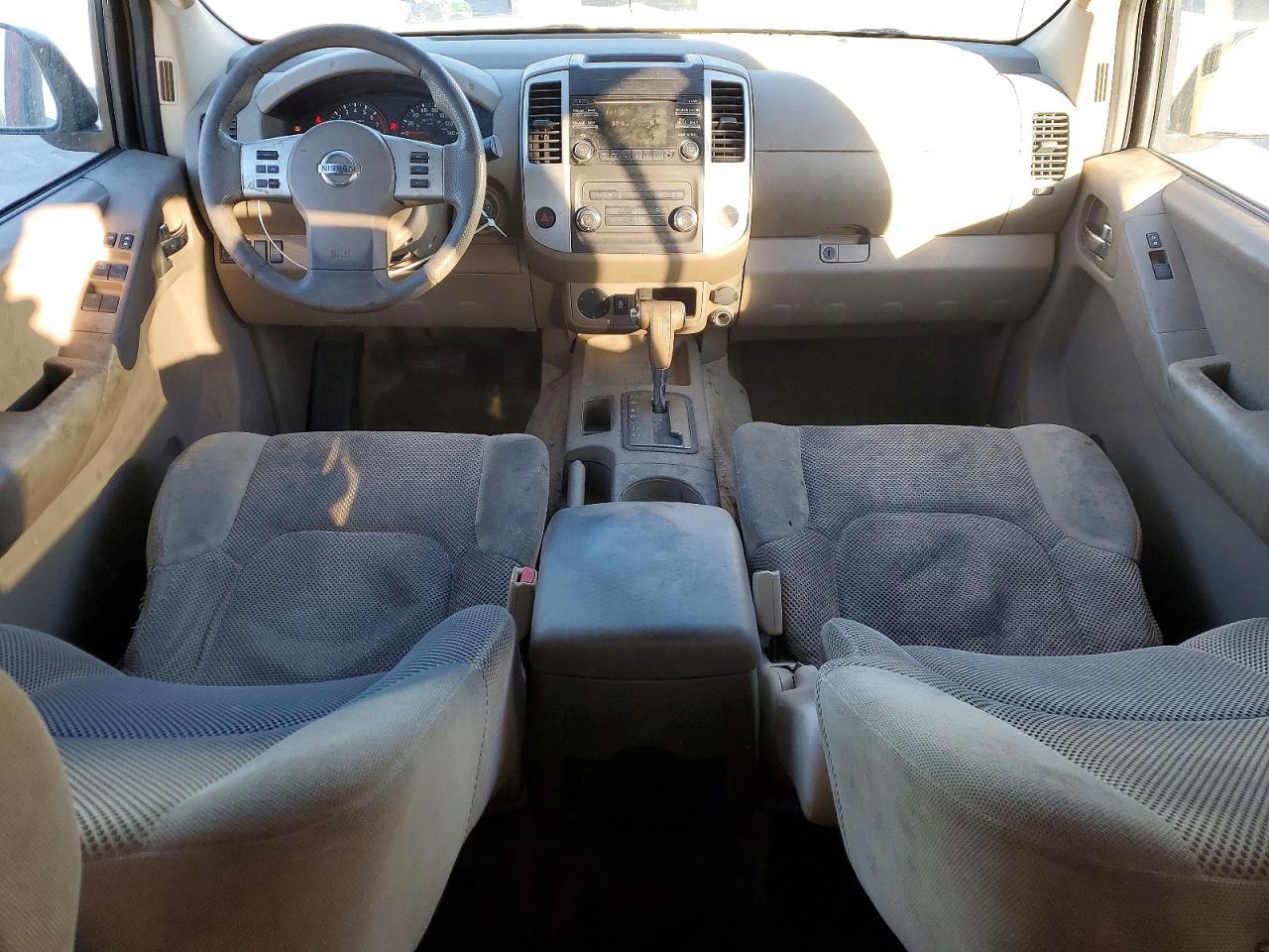 2014 Nissan Frontier s