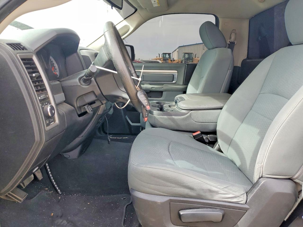 2013 Dodge Ram 1500 st