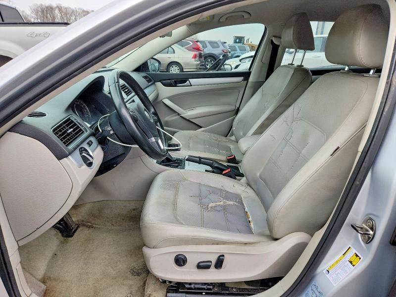 2012 Volkswagen Passat se