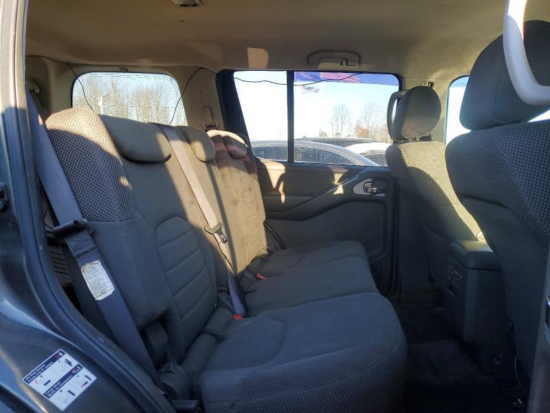 2005 Nissan Pathfinder le