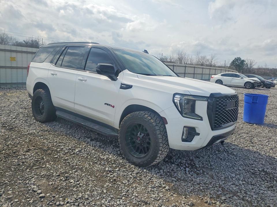 2023 GMC Yukon AT4