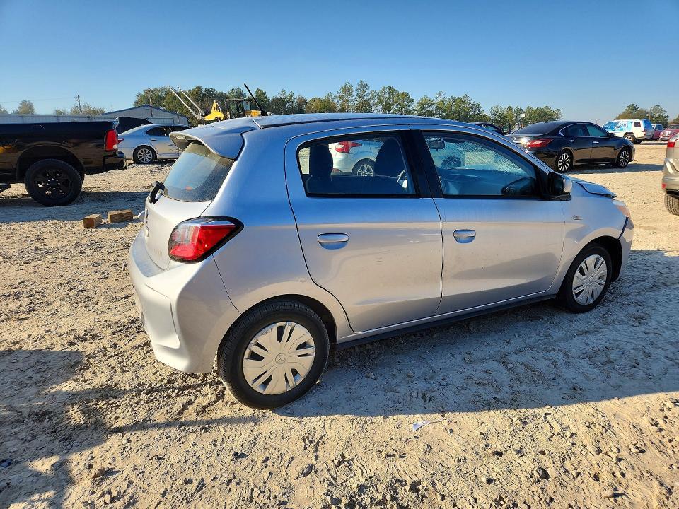 2022 Mitsubishi Mirage es