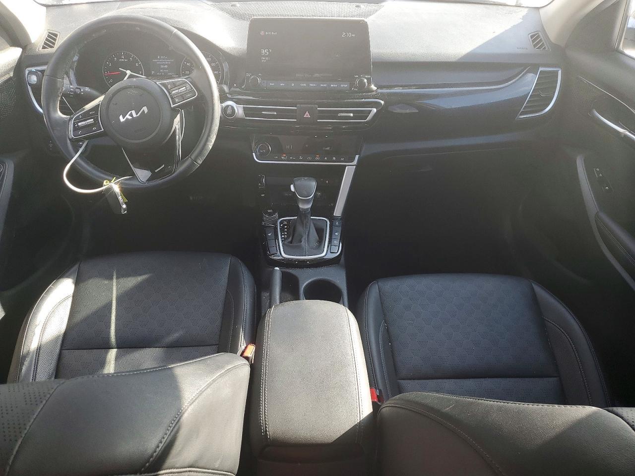 2022 KIA Seltos ex