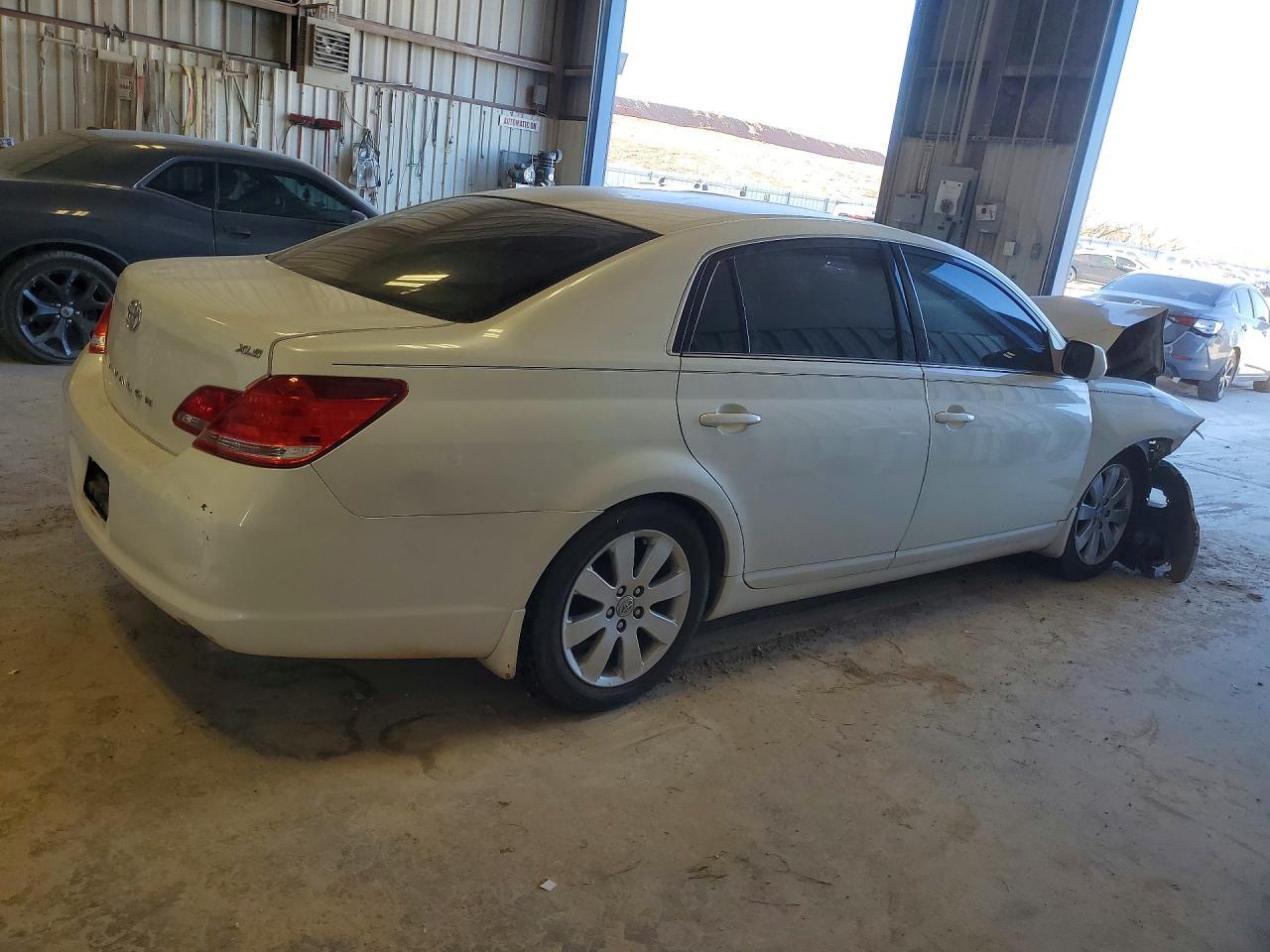 2006 Toyota Avalon