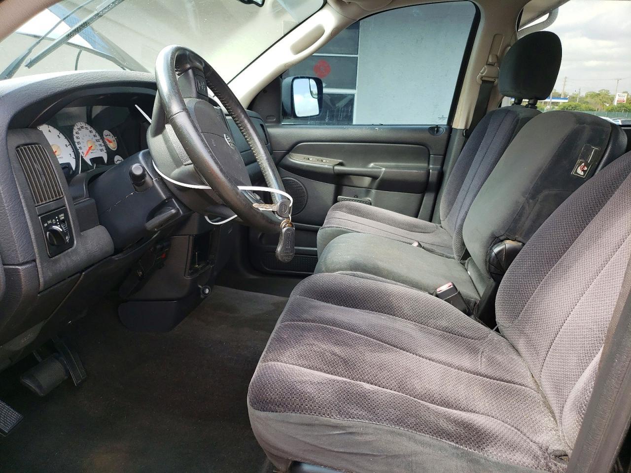 2005 Dodge RAM 1500 ST