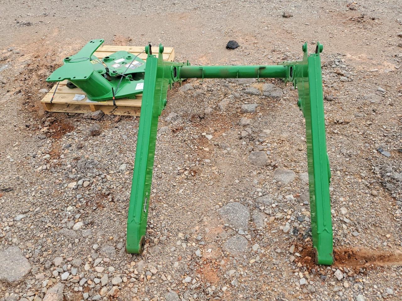 2021 John Deere 520m Loader