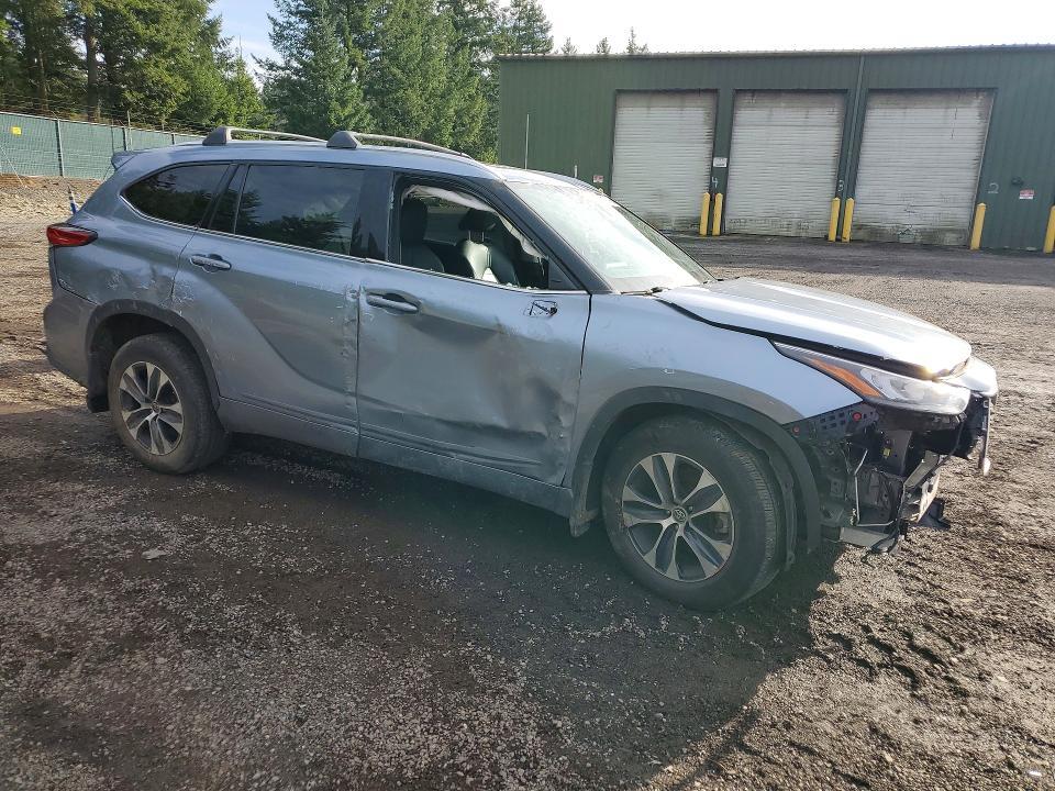 2020 Toyota Highlander xle