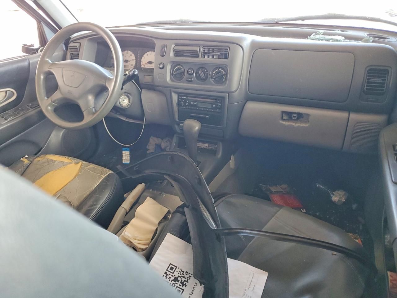 2004 Mitsubishi Montero Sport es