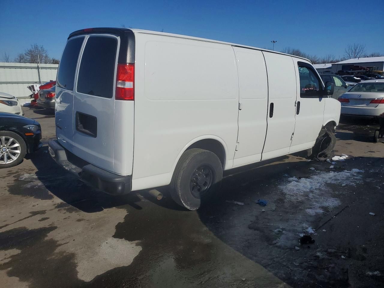 2021 Chevrolet Express G2500