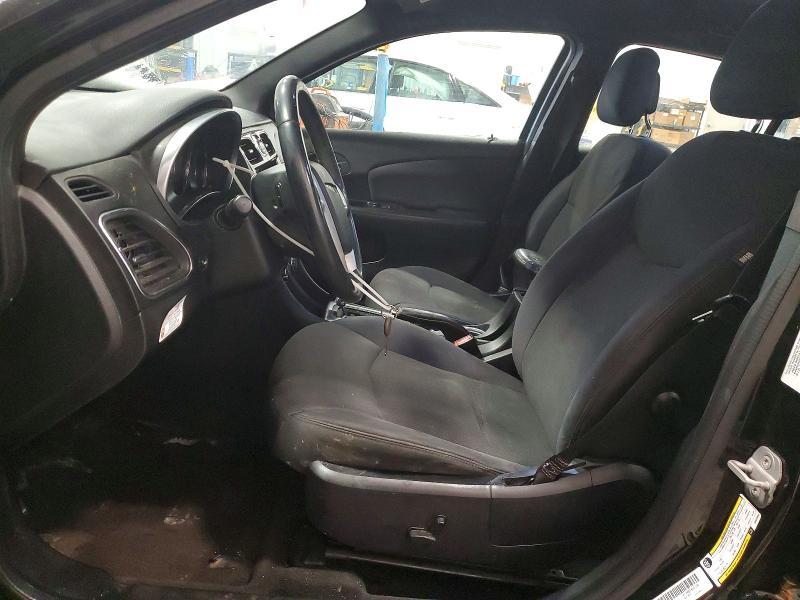 2013 Chrysler 200 s