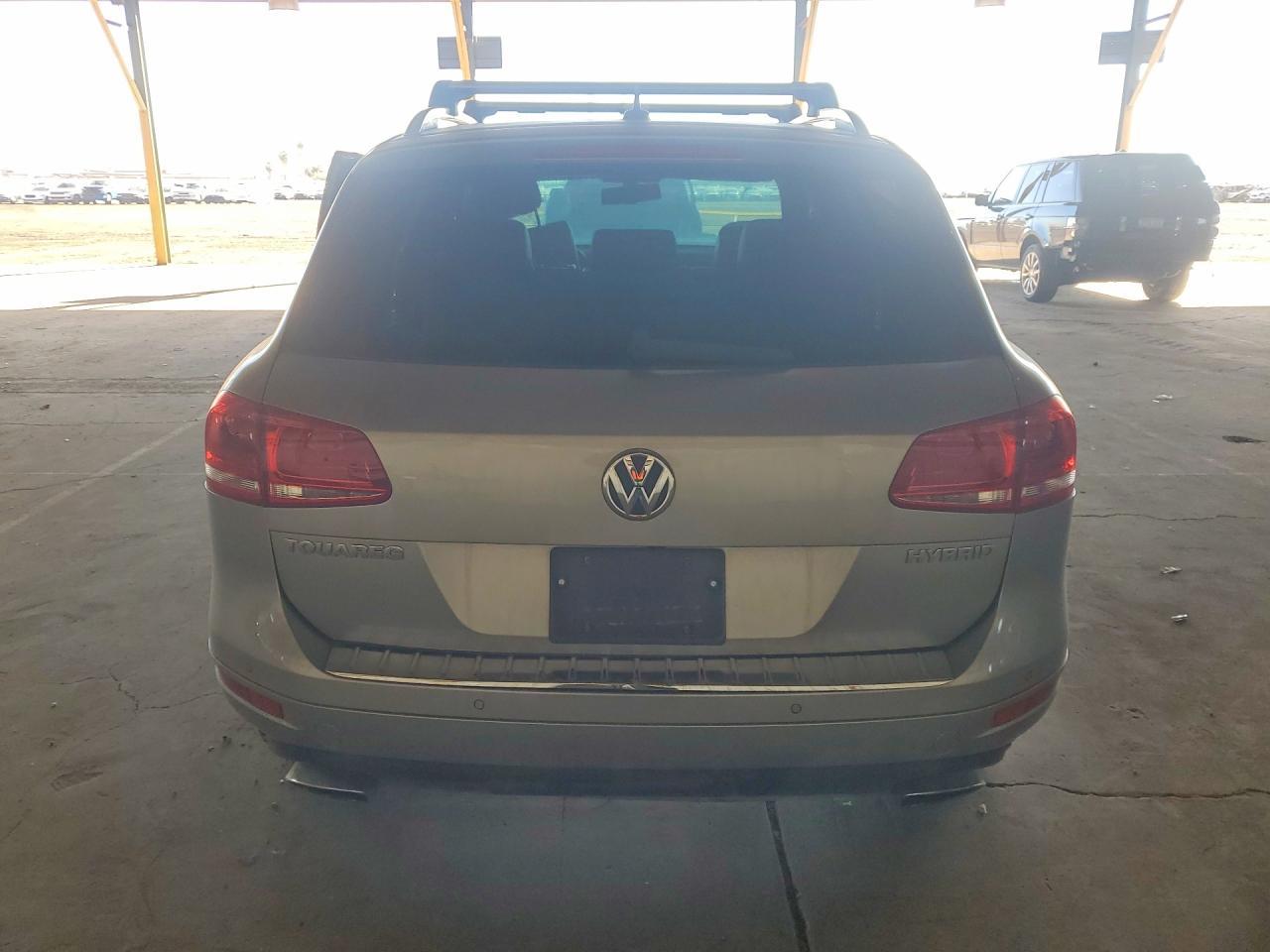 2011 Volkswagen Touareg Hybrid