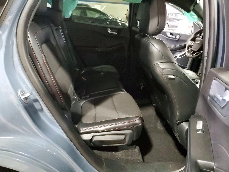 2024 Ford Escape st Line