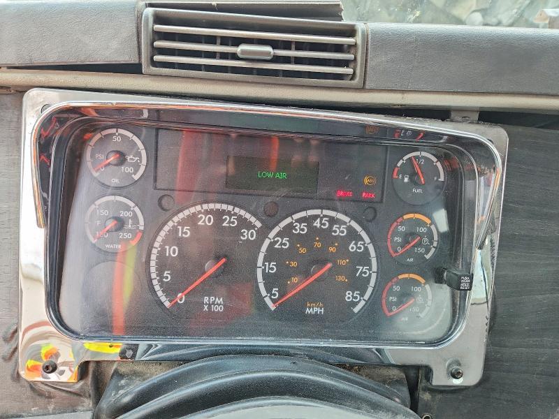 2007 Freightliner Conventional Columbia