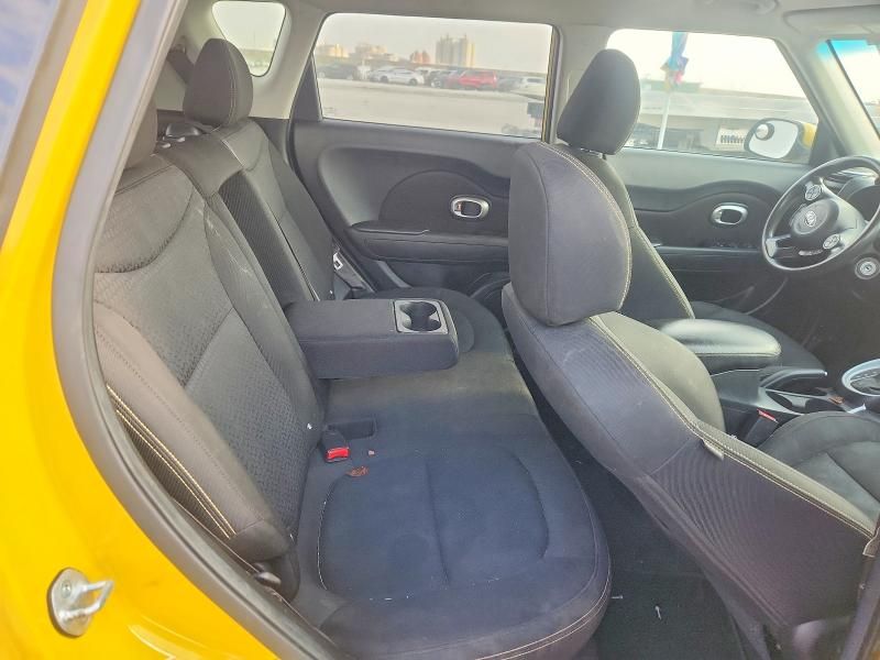 2015 KIA Soul +