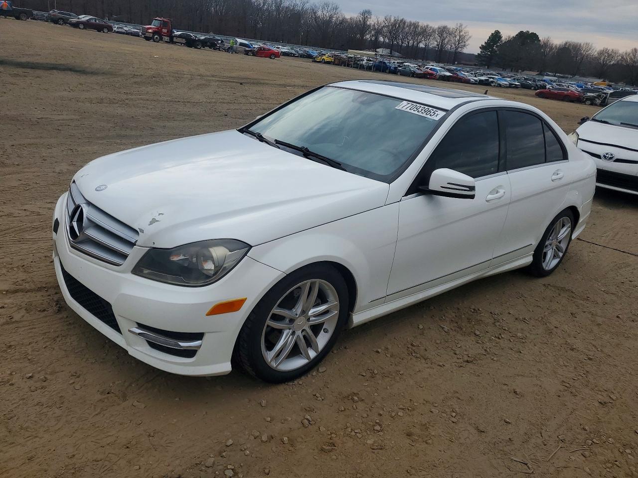 2013 Mercedes-Benz C 250